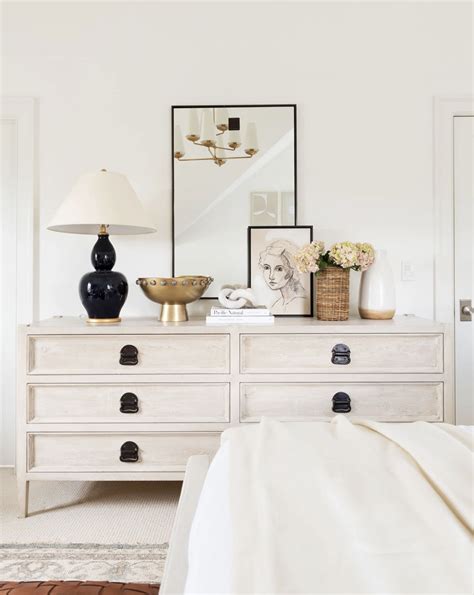 Mixing It Up: 15 Bedroom Furniture Pairings That Work